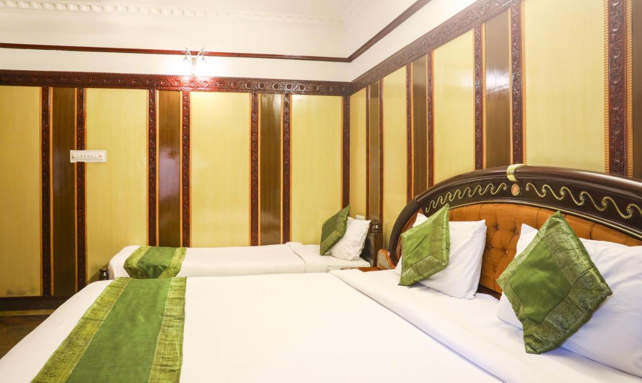 Treebo Nava Nidhi Comforts Bangalore Exterior photo